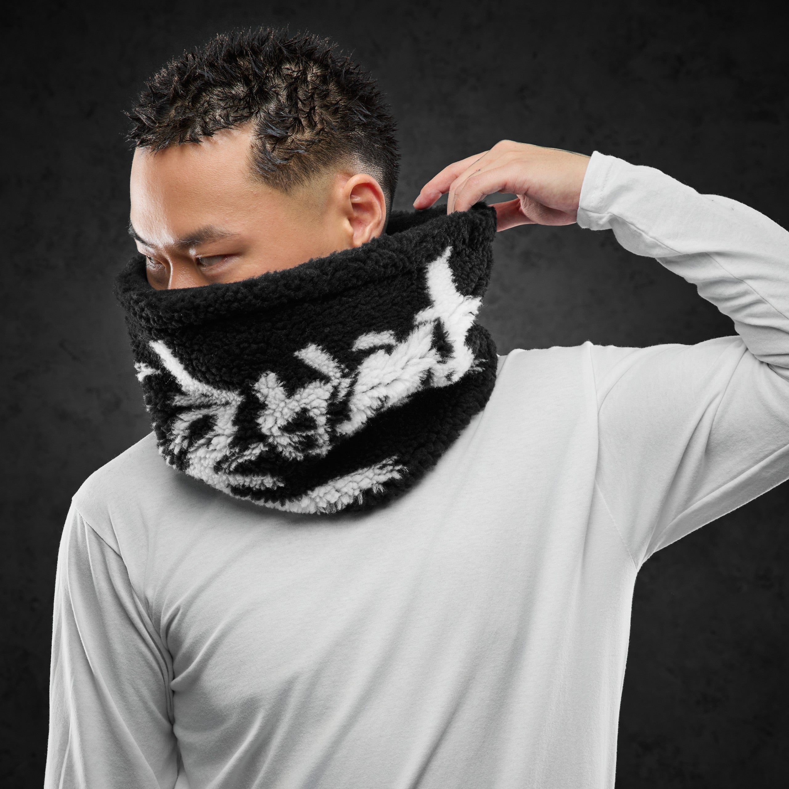 Eternal God Chinese Letter EG  Loop  Fleece Schal 434127