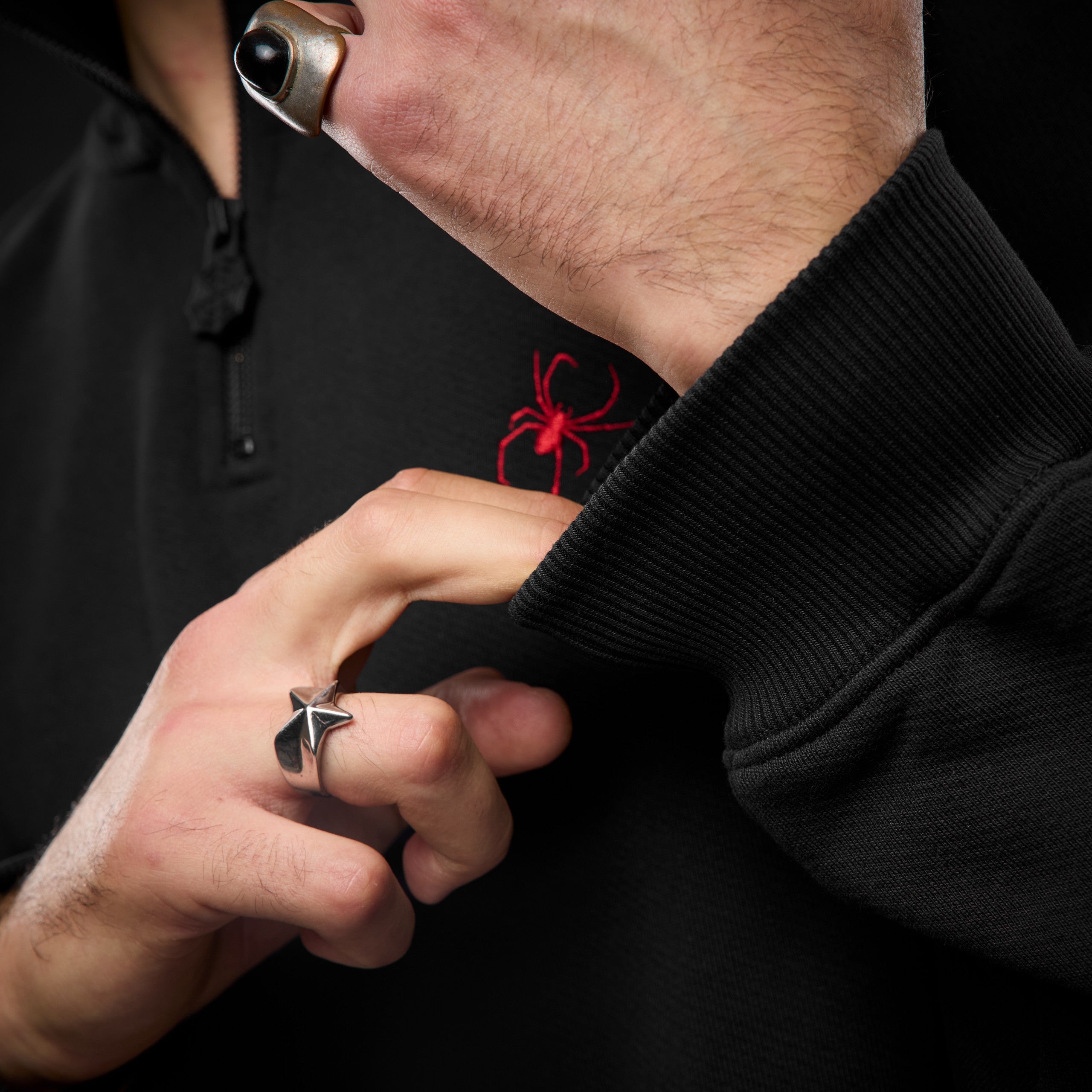 Eternal God MYNA SEEN Half-Zip 424784