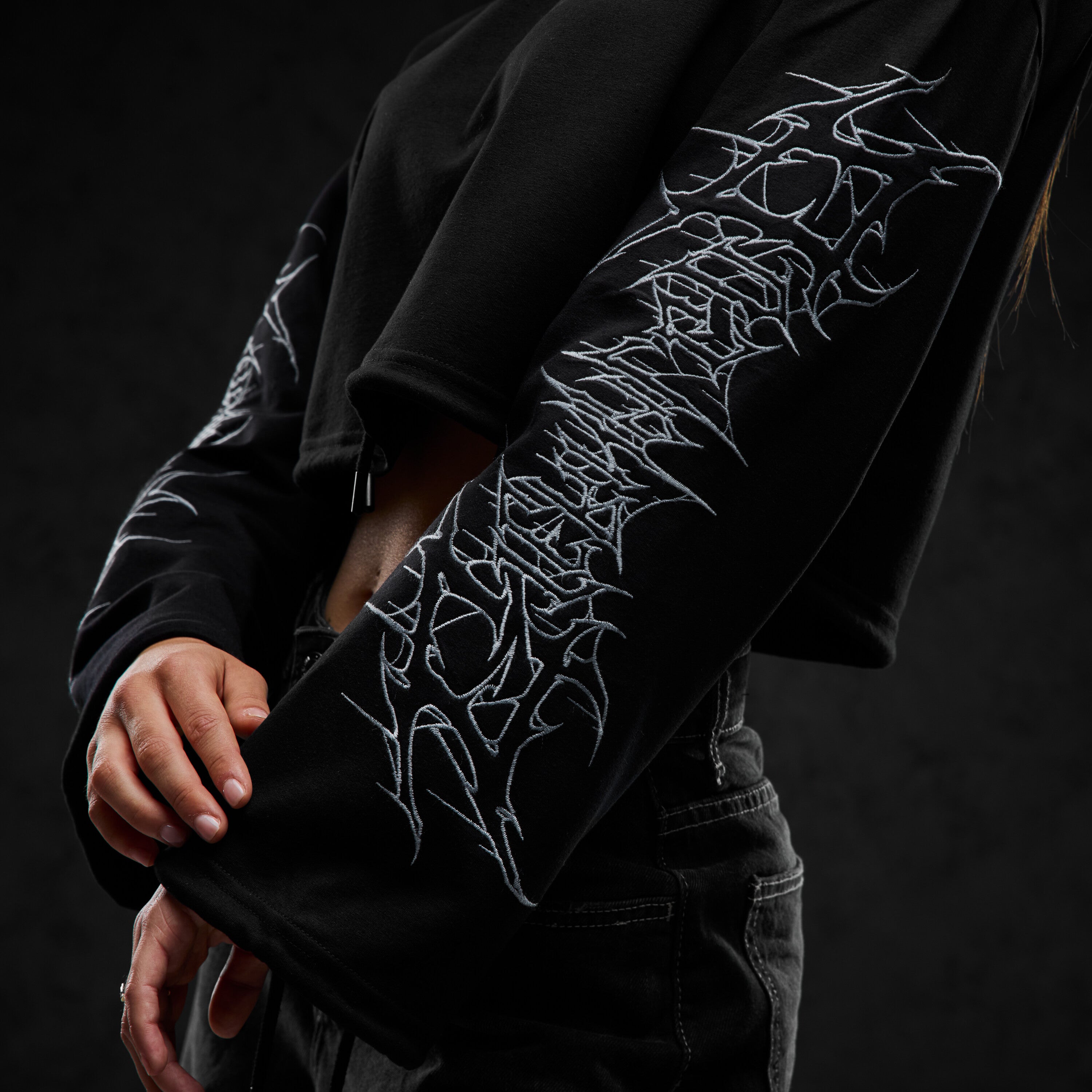 Eternal God Myna Cropped Longsleeve 372188